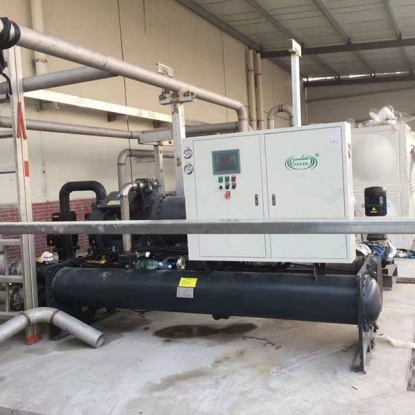 水冷螺桿式冷水機組，大型制冷設備，工業冷水機組廠家